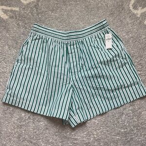 Gap shorts
